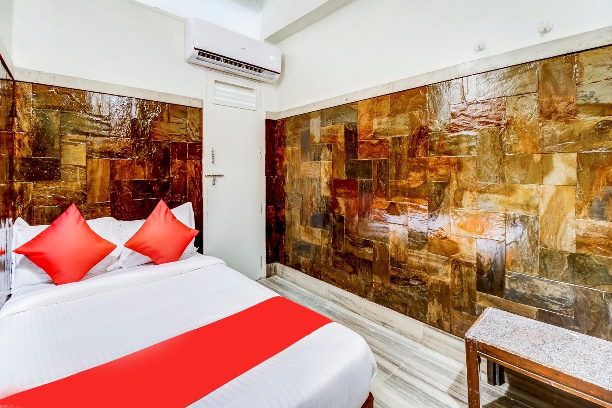 Super Oyo Hotel Dreamland Mumbai Luaran gambar