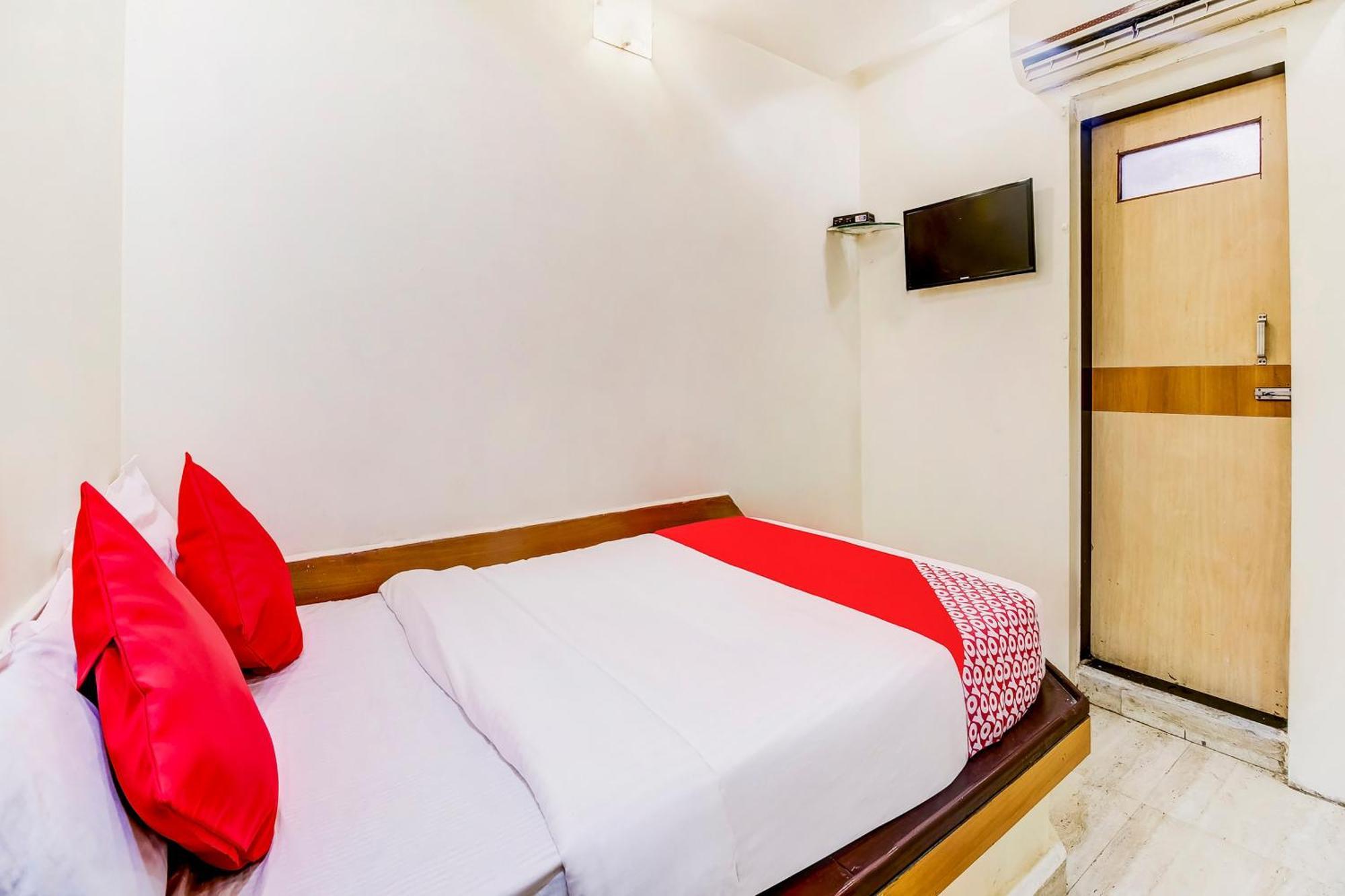 Super Oyo Hotel Dreamland Mumbai Luaran gambar