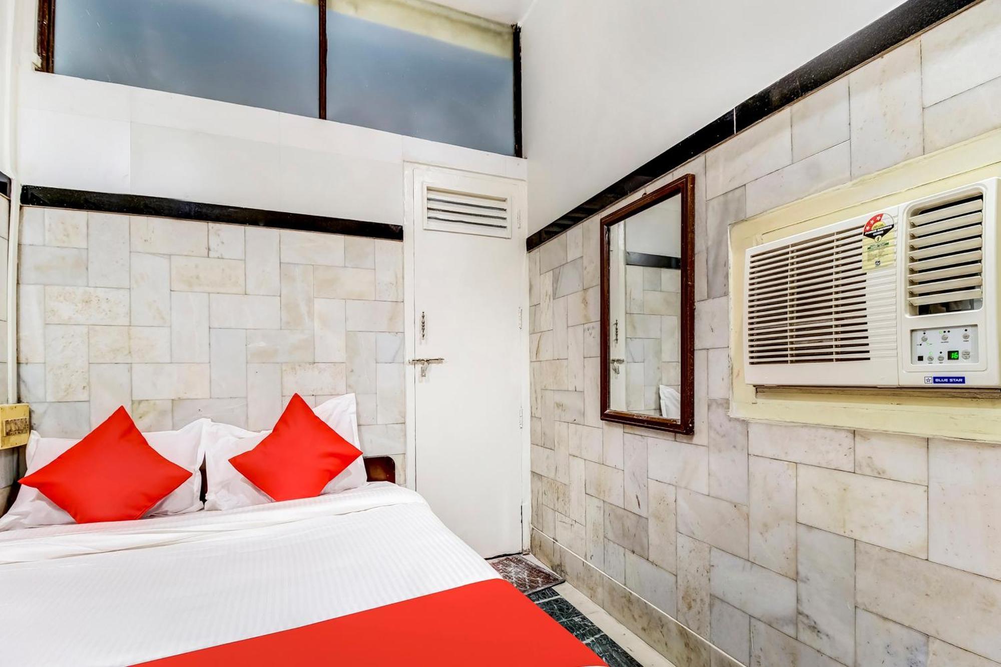 Super Oyo Hotel Dreamland Mumbai Luaran gambar