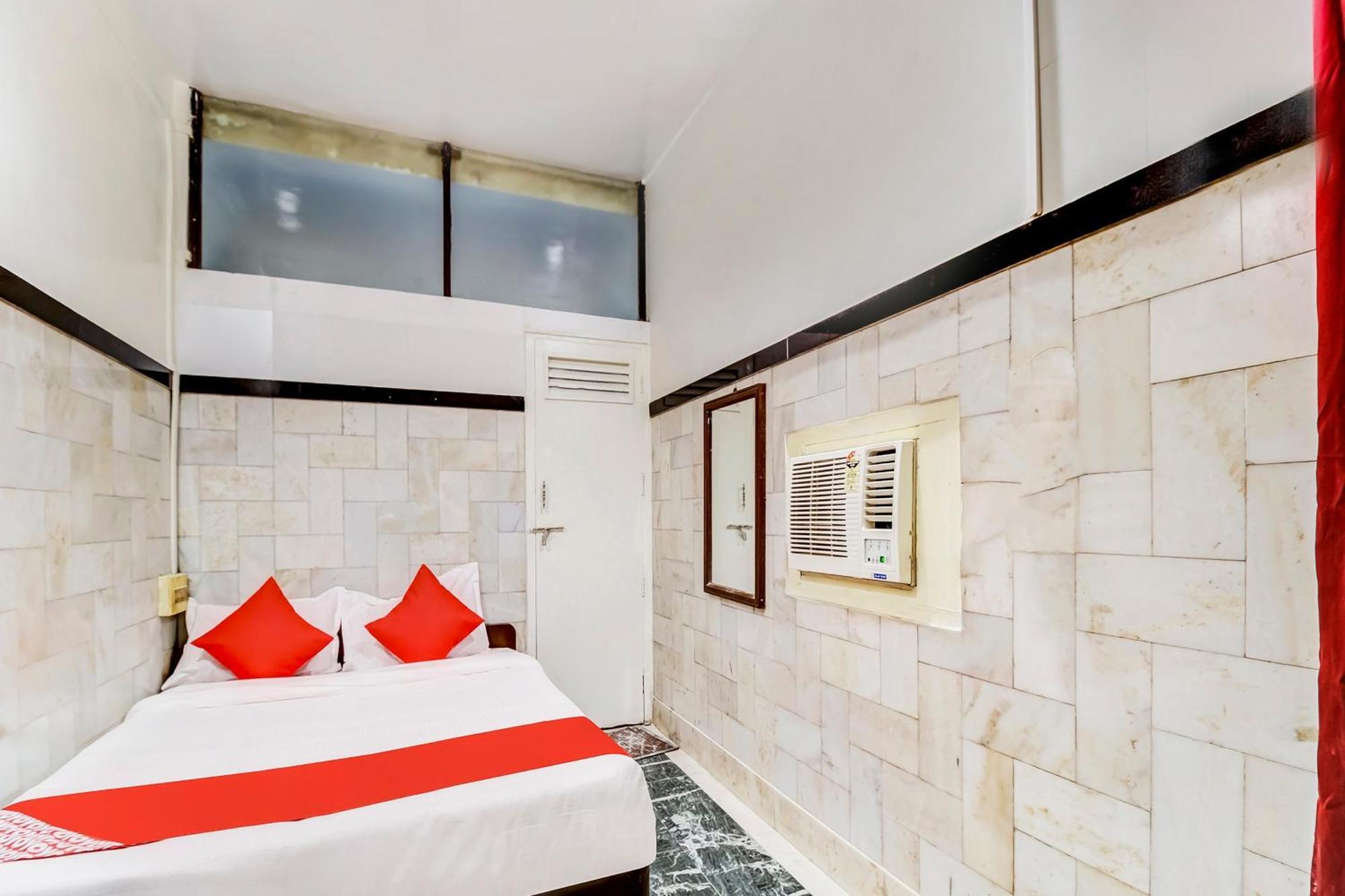 Super Oyo Hotel Dreamland Mumbai Luaran gambar
