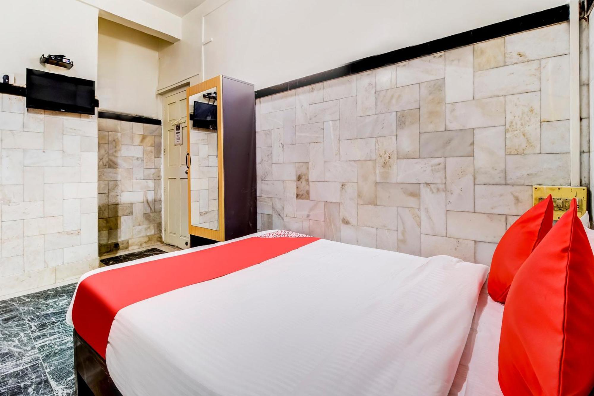 Super Oyo Hotel Dreamland Mumbai Luaran gambar